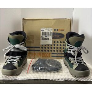 K2 Sherpa Clicker Step In snowboard boots Women's Size 7 Green Gray with Box